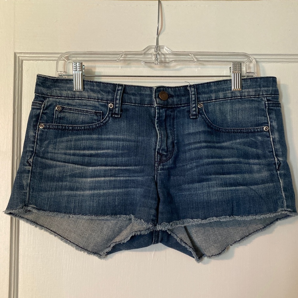 REDUCED! GAP Cut Off Shorts